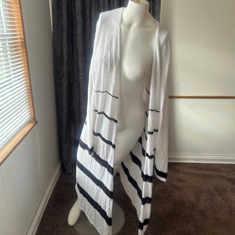 Chico's Venice White/Black stripe Duster cardigan, size 3/L